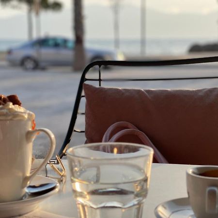 Queen Isabella Premium Hotel Vlore Bagian luar foto